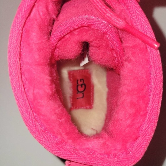 Ugg Neumel shoes size 5 pink or size 3 - Picture 5 of 6
